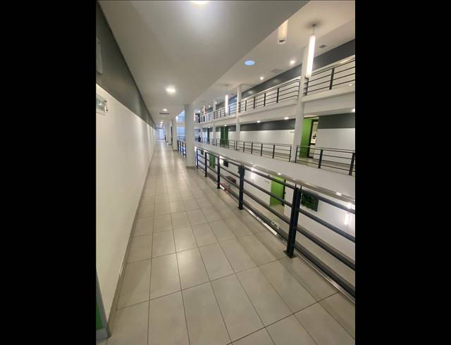 79M² BUSINESS TO LET IN CHASE VALLEY